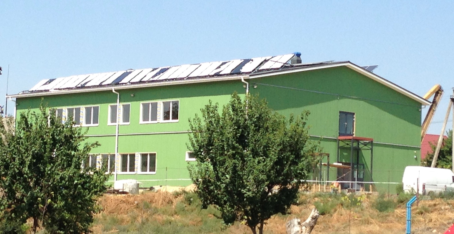Example of Green school-building